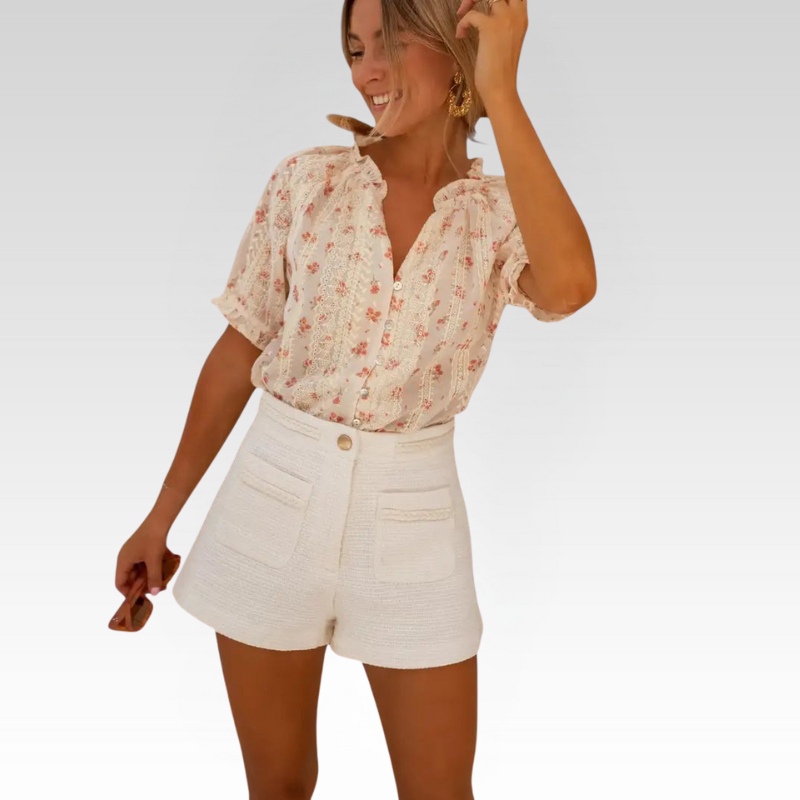 PAULA | Blomsterbluse med sommerlig charme