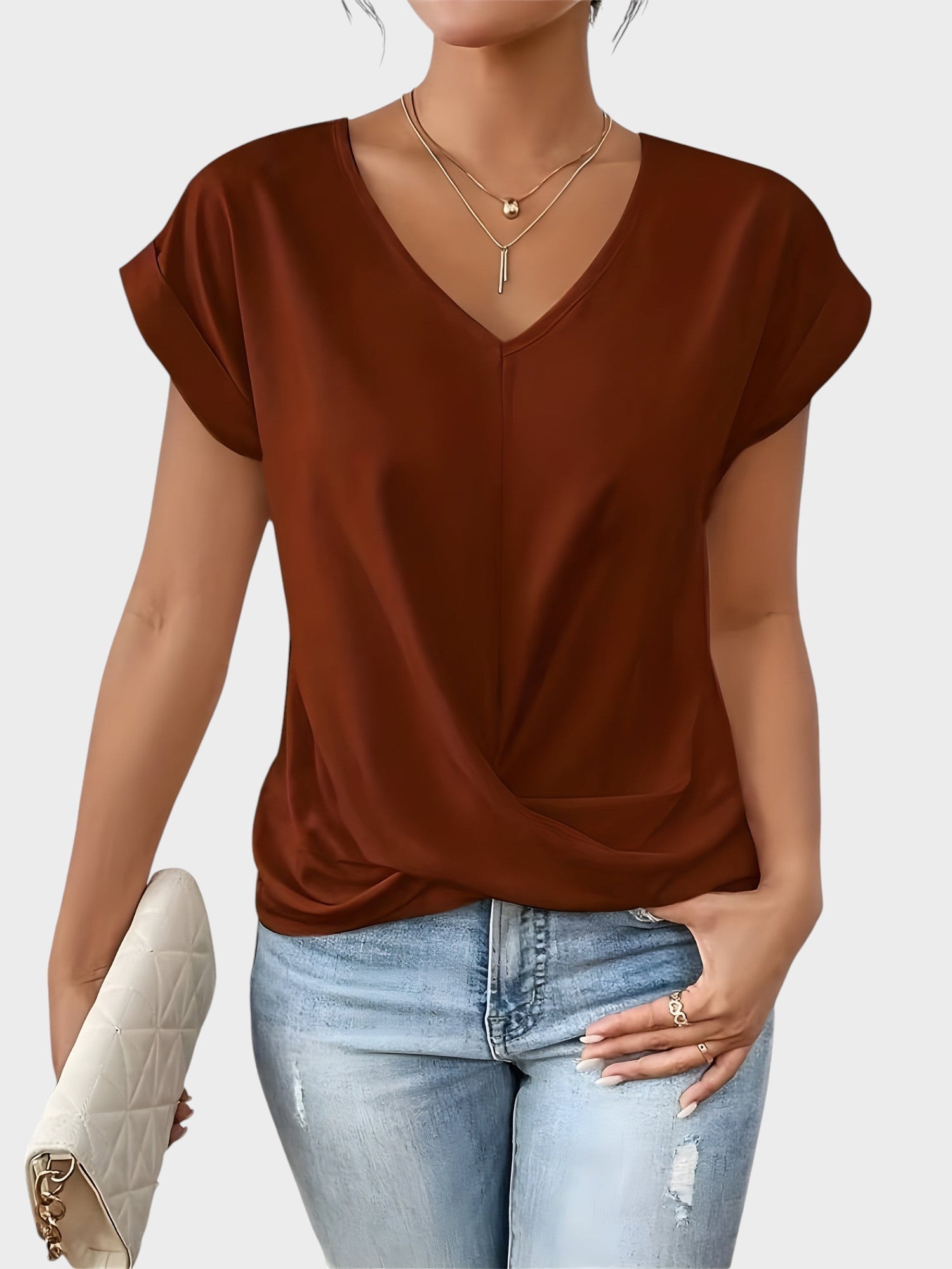 MIA | CASUAL T-SHIRT WITH V-NECK