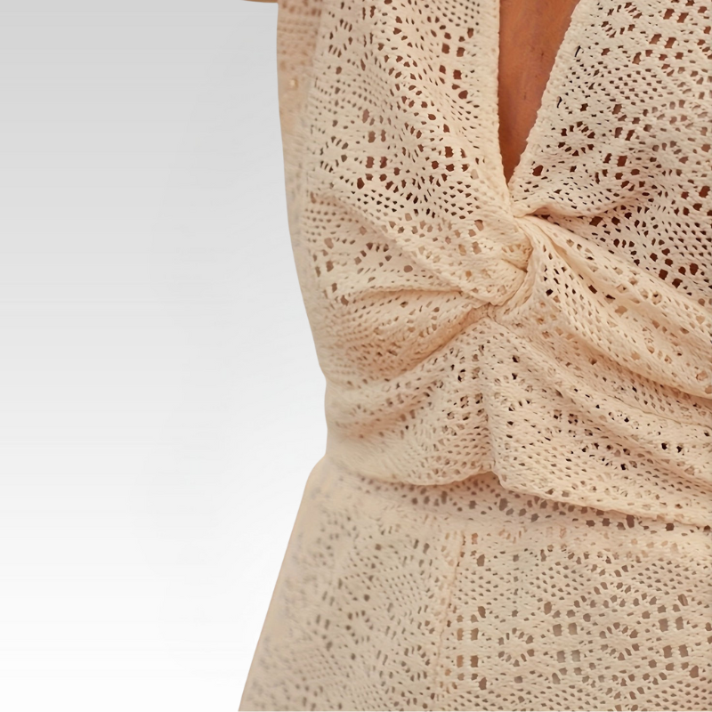 SASCHA | V-hals bluse med broderier